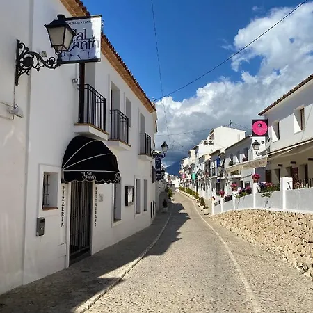 Piso Alcosta Piteras Apartman