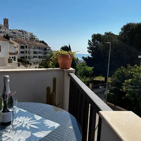 Piso Alcosta Piteras Apartment