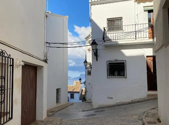 Piso Alcosta Piteras * 阿尔啼